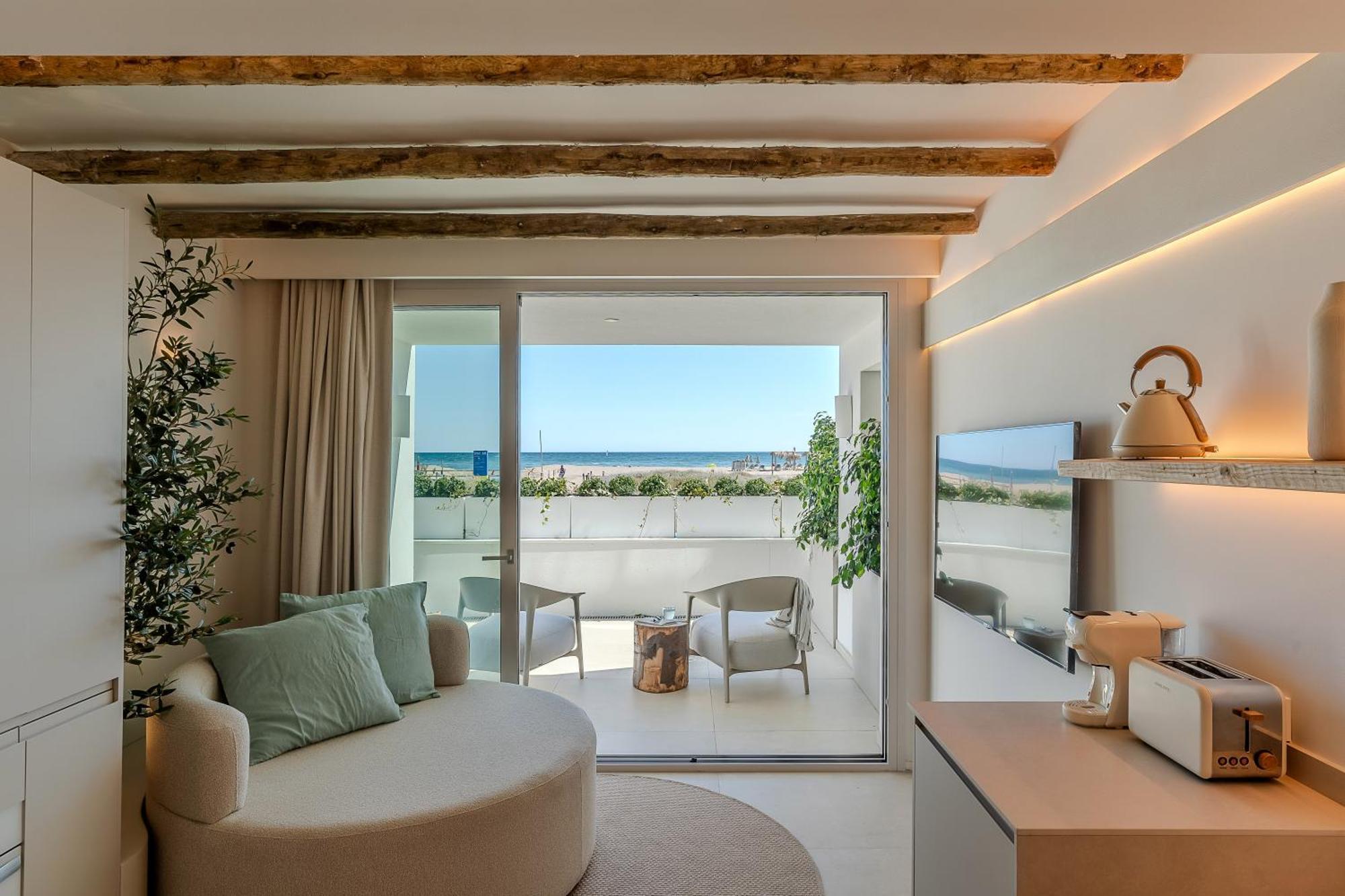 Apartamentos Azul Castelldefels Exterior photo